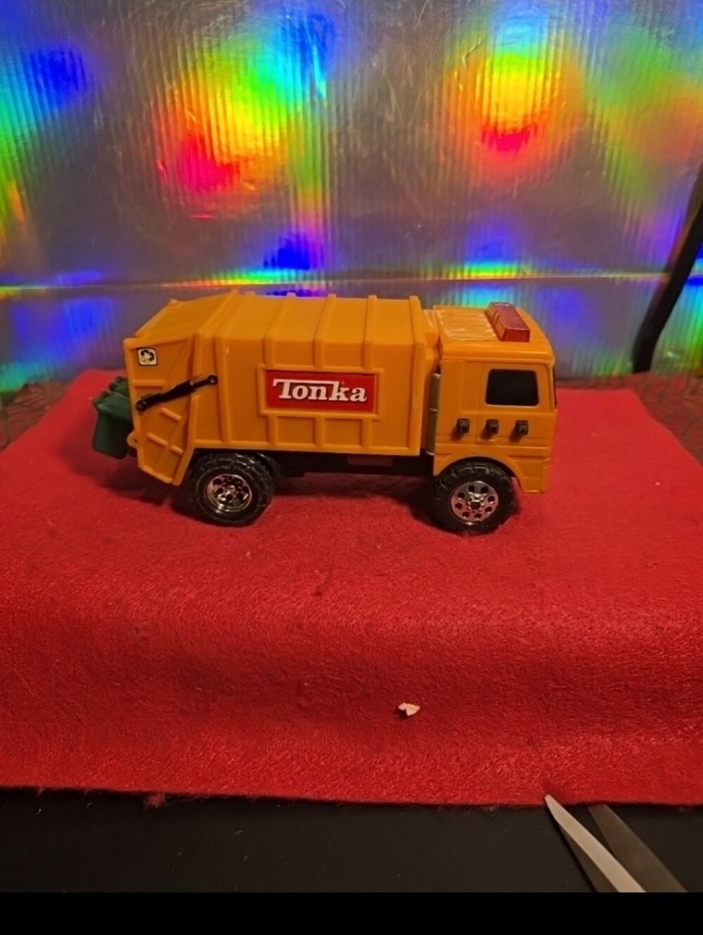 091326 Tonka (USA) Lights & Sound Rear Load Garbage (Waste/Trash/Refuse) TruckP